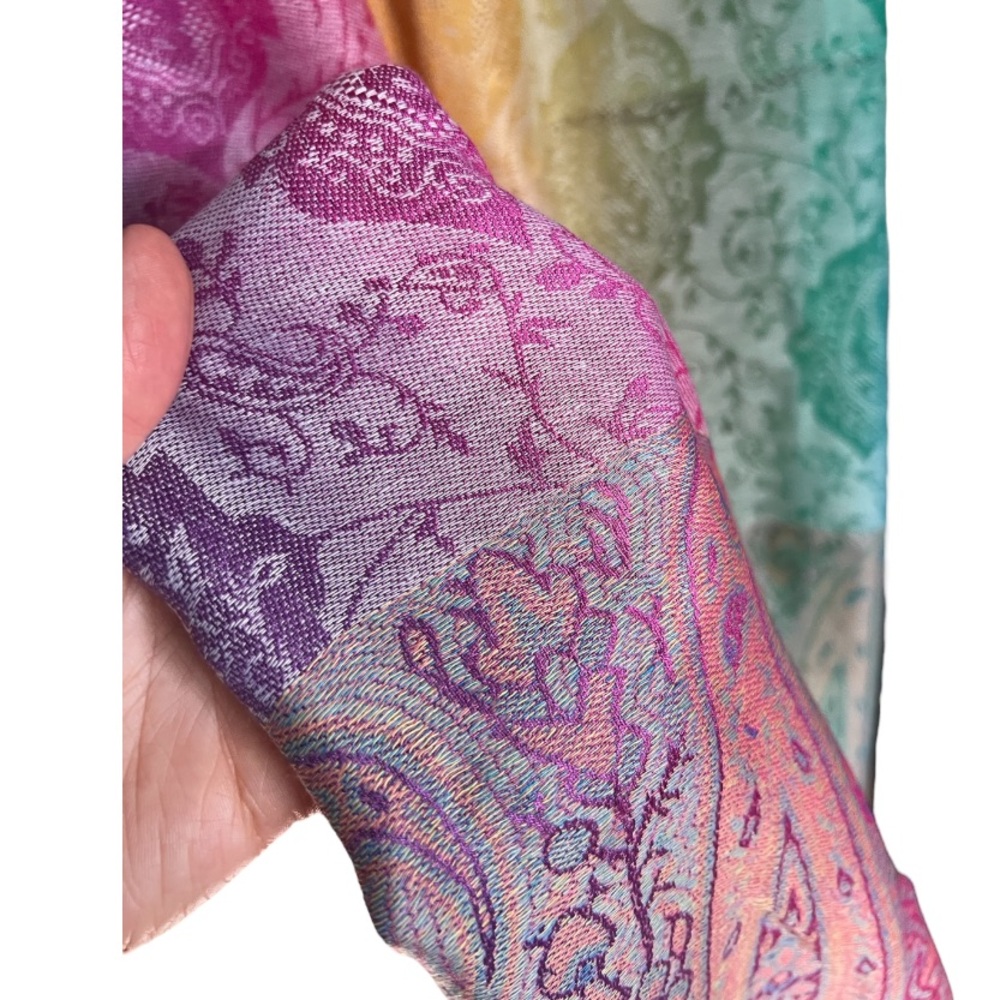 Super soft rainbow paisley pashmina scarf - Picture 2 of 2